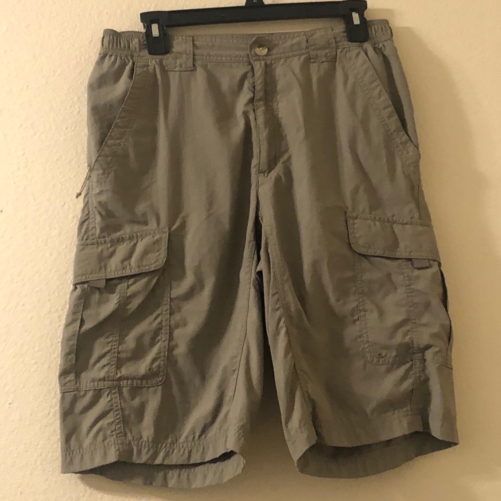 Columbia Titanium Khaki Men Shorts - S
